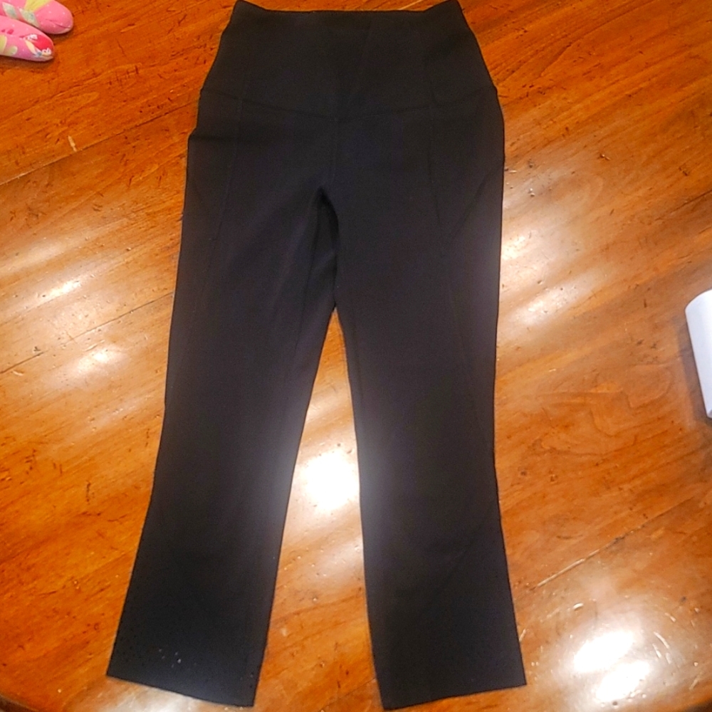 Lululemon leggings. 18" inseam. Size 2
